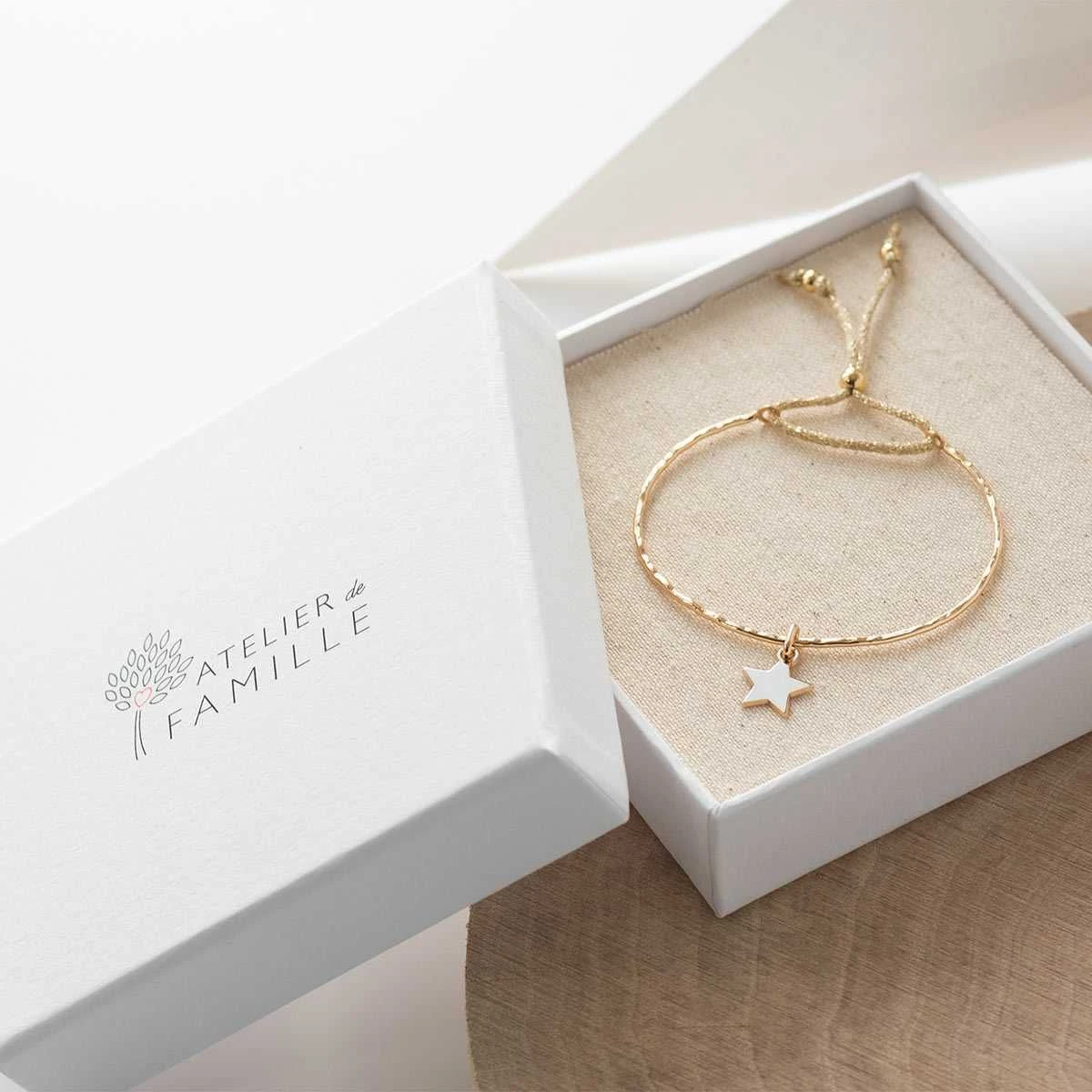 Jonc fin martelé et lien pailleté à composer plaqué Or Jonc Fin Martelé Et Lien Pailleté à Composer Plaqué Or -Atelier de Famille Soldes 2141 1200 amb