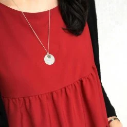 Collier Grande Médaille Et Nacre Fine Argent Massif (gravure Joaillier) 2 Collier Grande Médaille Et Nacre Fine Argent Massif (gravure Joaillier) -Atelier de Famille Soldes 2274 2 amb 1200