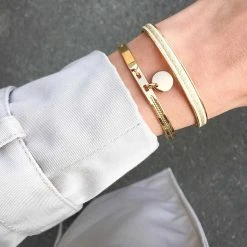 Jonc Ruban Perles 1 Ligne Et Mini Breloque Plaqué Or -Atelier de Famille Soldes 2434 2556 amb 1200