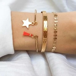 Jonc Fin Martelé Mini Breloque Et Mini Pompon Plaqué Or (gravure Manuelle) -Atelier de Famille Soldes assort 2527 2415 2459 amb 1200 2