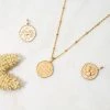 Collier Médaille Signe Astrologique Sur Chaîne Maille Perlée Plaqué Or