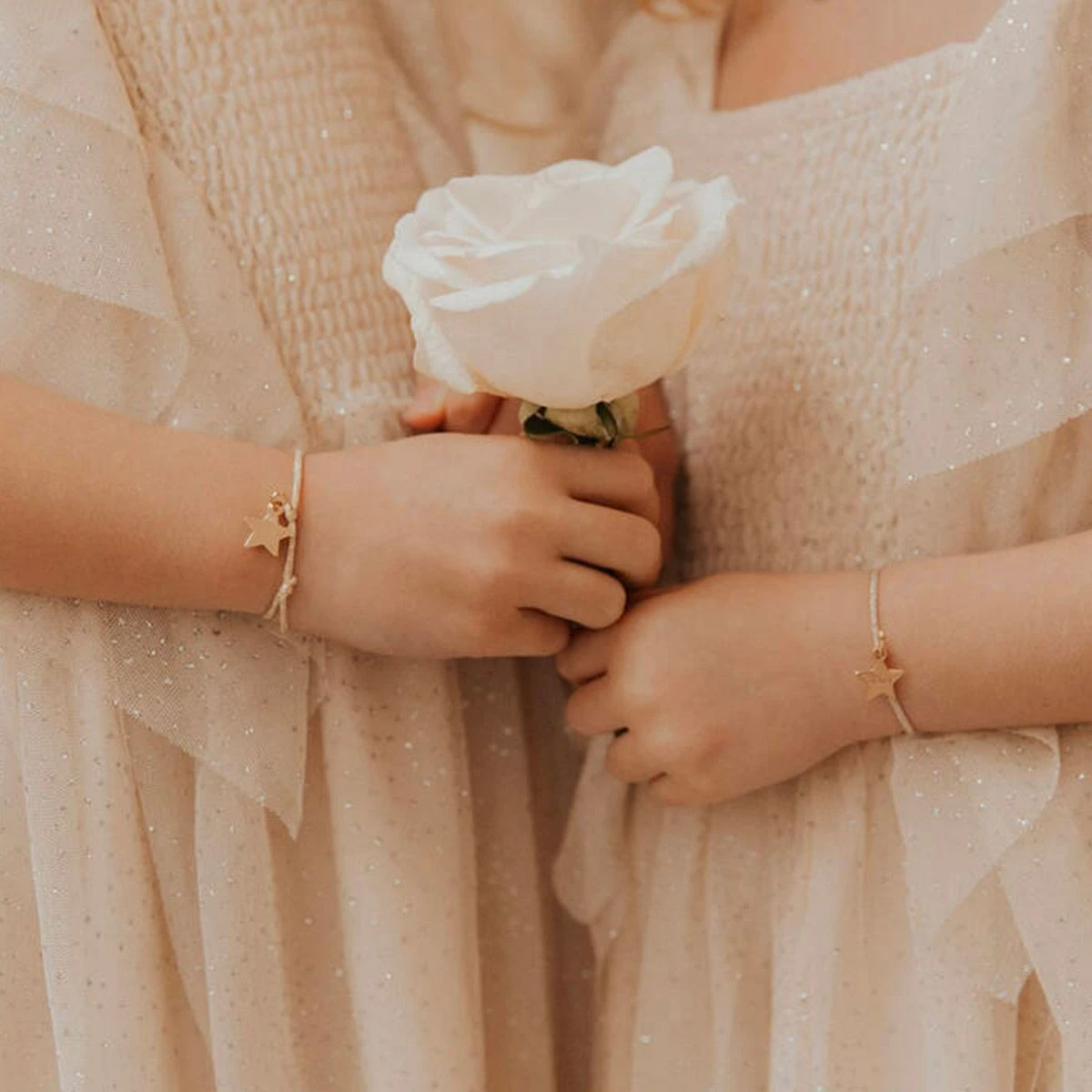 Bracelet 1 mini étoile sur lien pailleté Bracelet 1 Mini étoile Sur Lien Pailleté -Atelier de Famille Soldes bracelet mini etoile