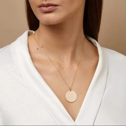 Collier Grande Médaille Sur Chaîne Forçat Plaqué Or (gravure Manuelle) -Atelier de Famille Soldes collier 02j 1200 2723 1