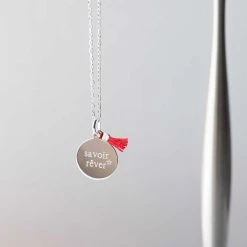 Collier Petite Médaille à Message Et Pompon Sur Chaîne Forçat Argent Massif -Atelier de Famille Soldes collier savoir rever pompon decor 1200